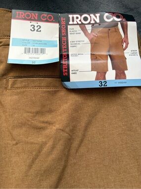 Iron Co. Men’s Cargo Shorts - Brown, 32